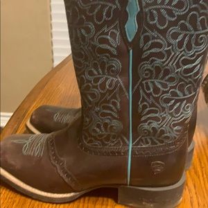 Arita women’s boots